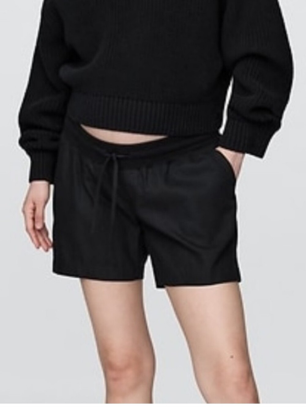 GAP Maternity Black Linen Shorts EUC